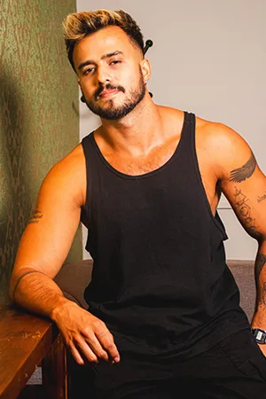 Terapeuta tantrico masculino