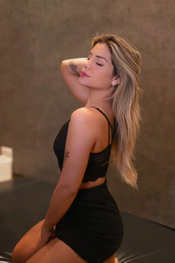Massagem mix com Clara