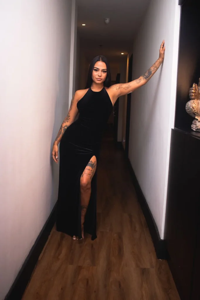 Hannah massagista rj massagem