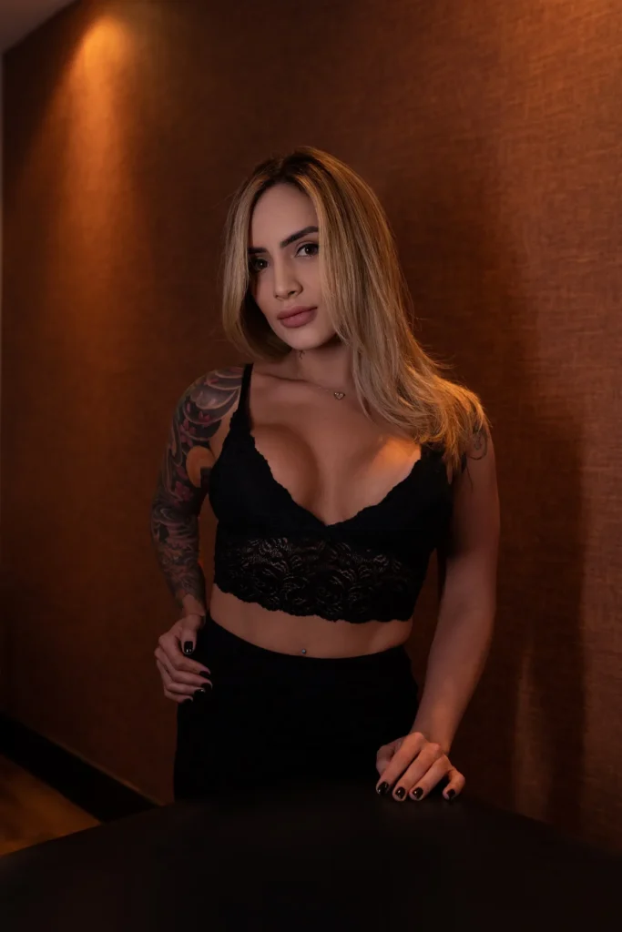 Masseuse Barra Babi RJ